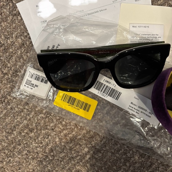 GUCCI Sunglasses GG 0034S Black w Red & Green Glitter - Picture 3 of 16